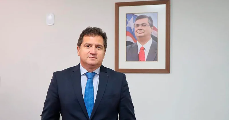 SIMPLICIO ARAUJO