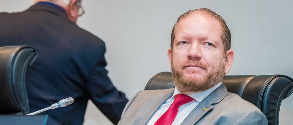 othelino neto  x e x