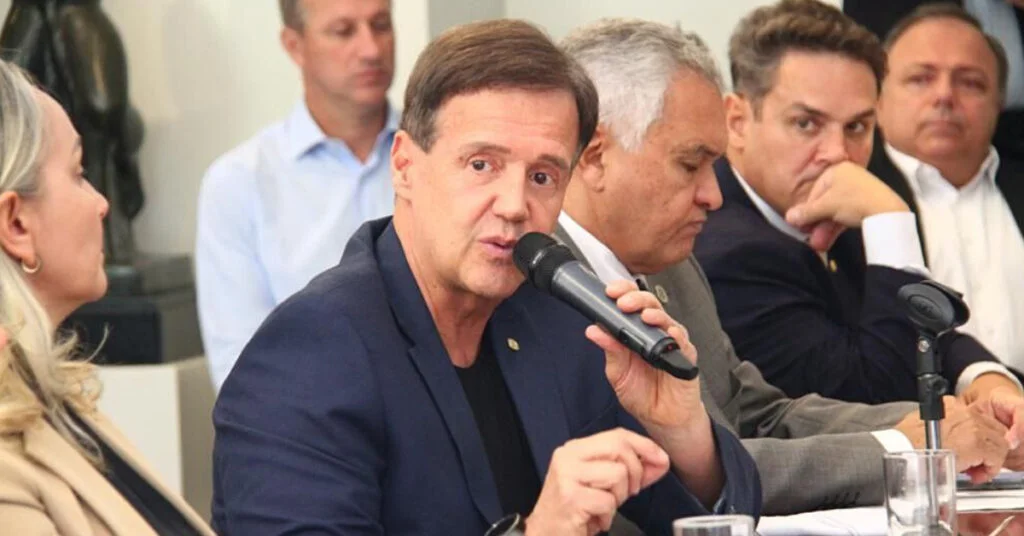 ALUISIO MENDES