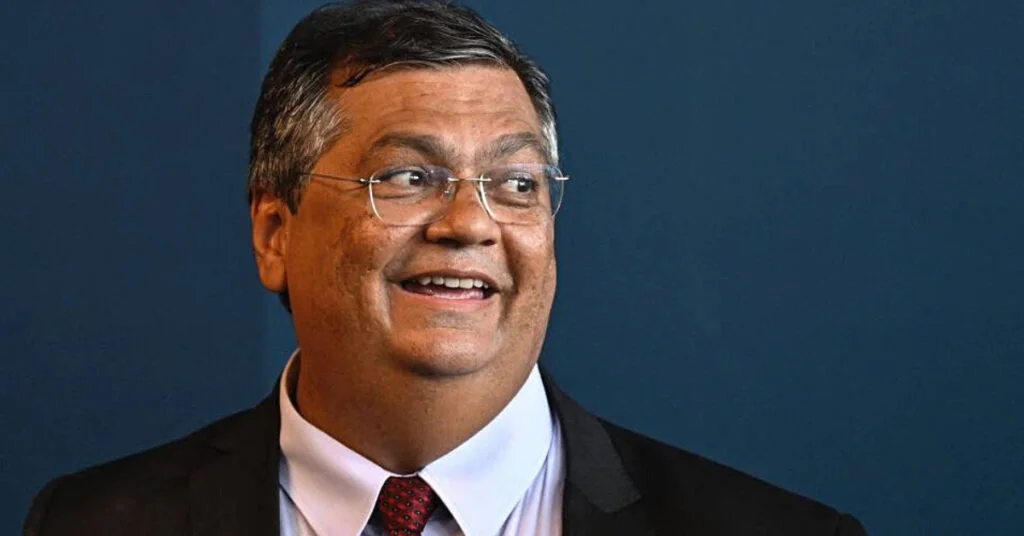Ministro Flavio Dino
