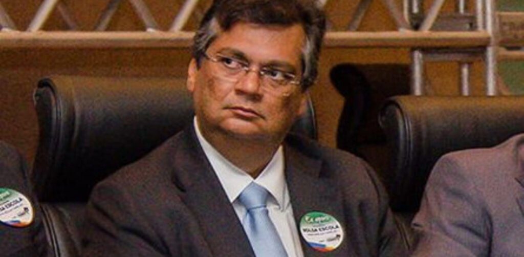 Dino urna
