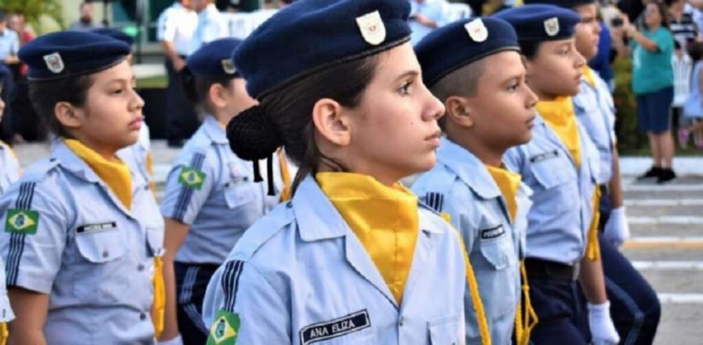 Escola militar