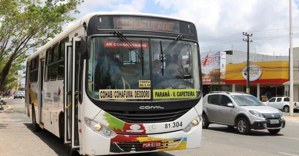 Ônibus Semiurbanos
