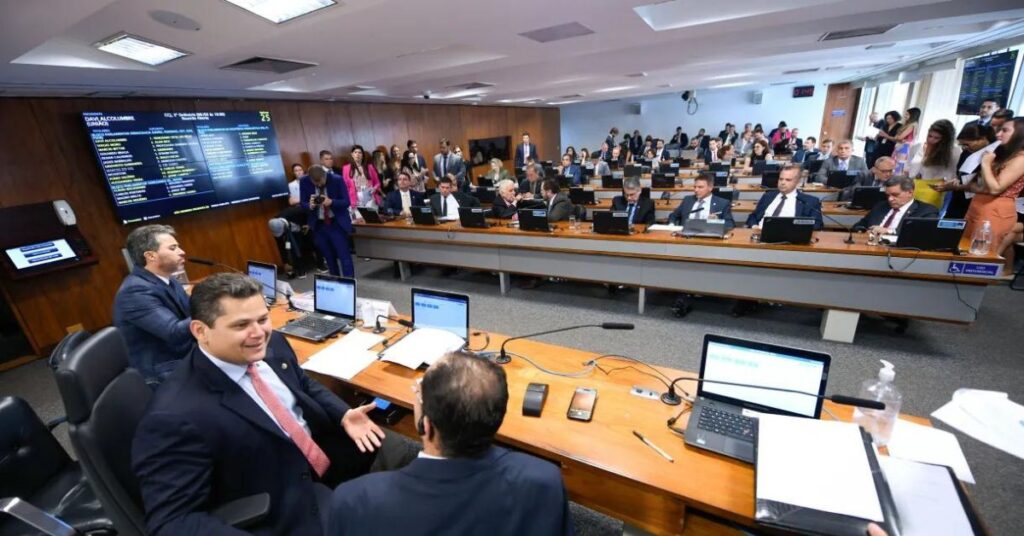 Senado CCJ