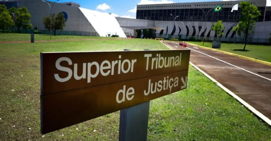 STJ contradição