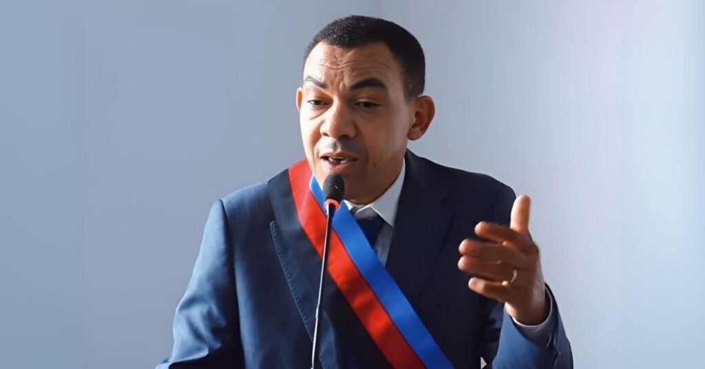 PREFEITO CASSADO