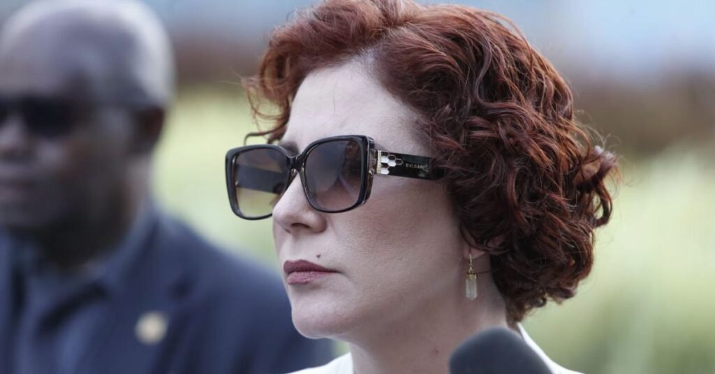 Deputada Carla