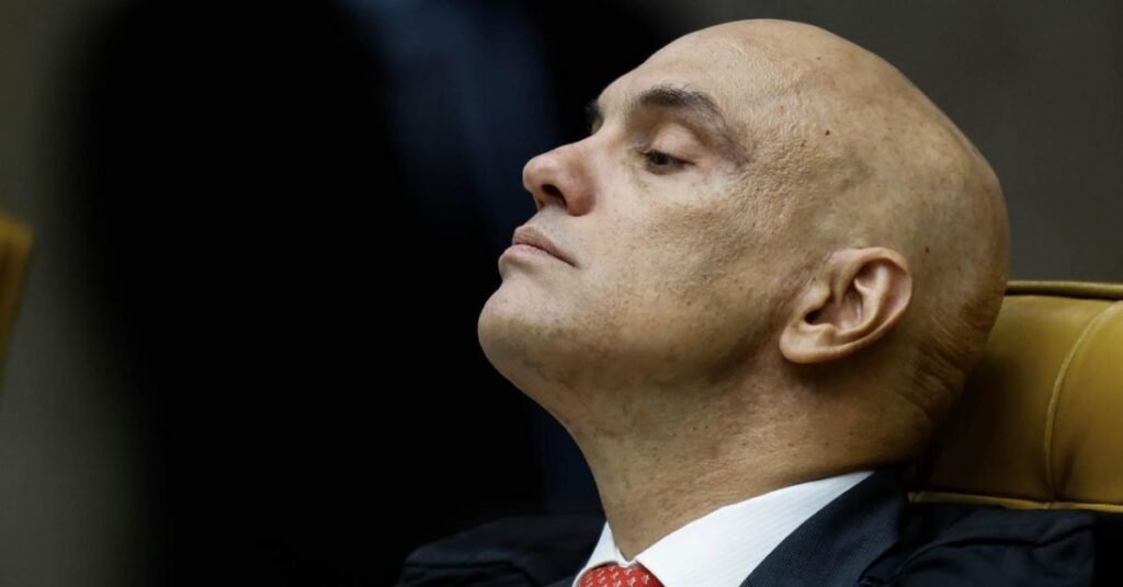 Moraes dossiê
