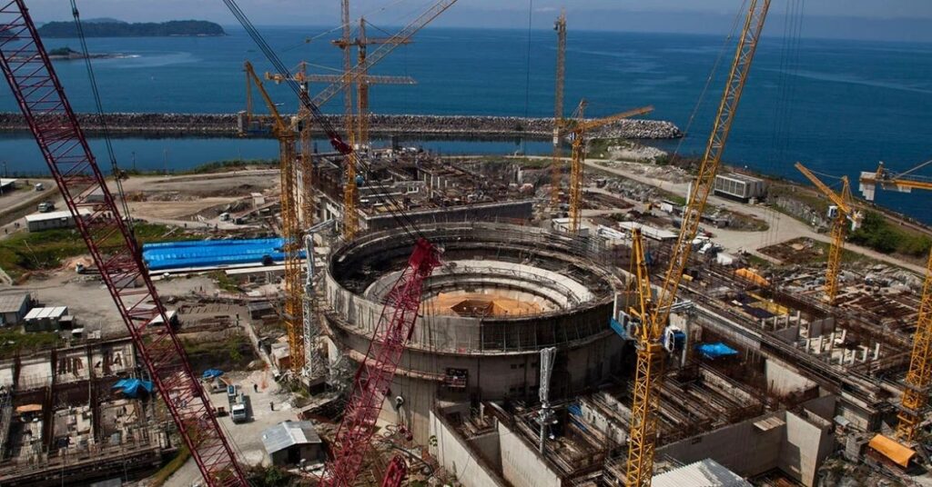 Eletronuclear bilhões