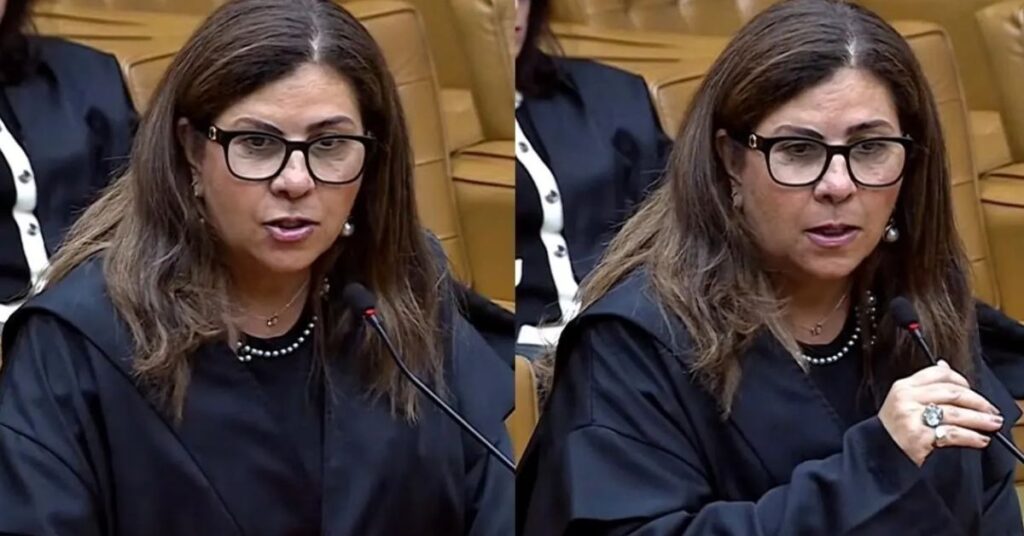 Aposentada privilégio