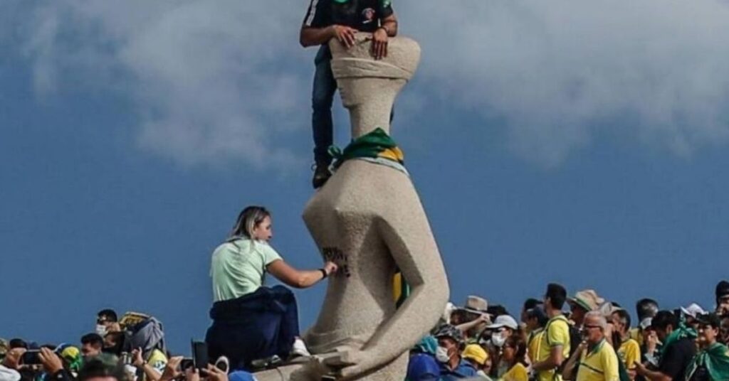 debora moraes