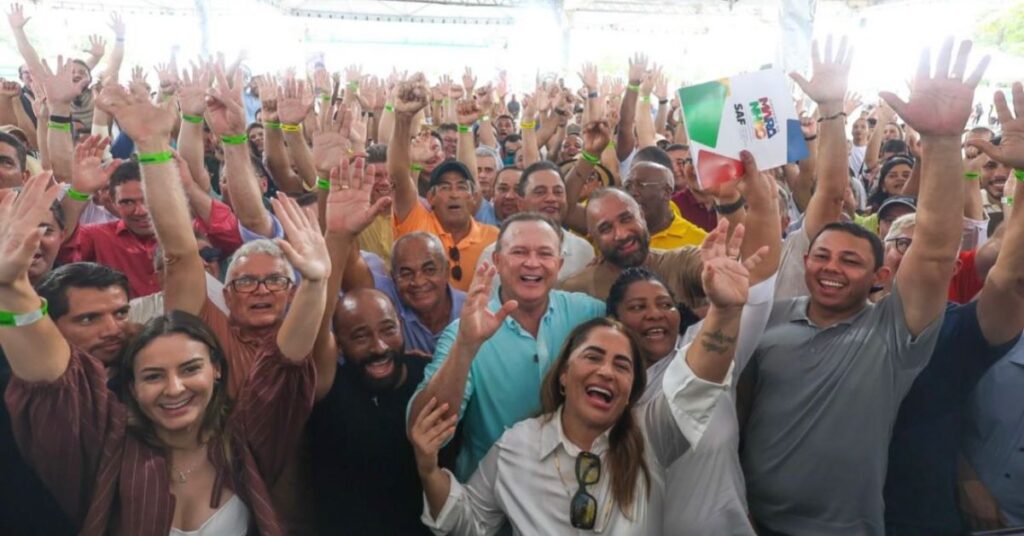 FAMEM retroescavadeira
