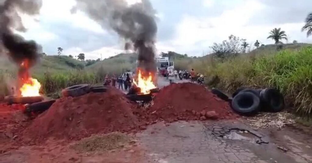 Moradores protesto