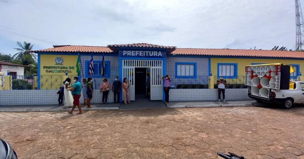 Folha bacurituba