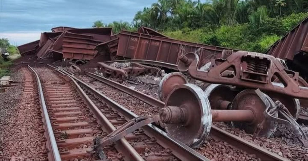 descarrilamento trem