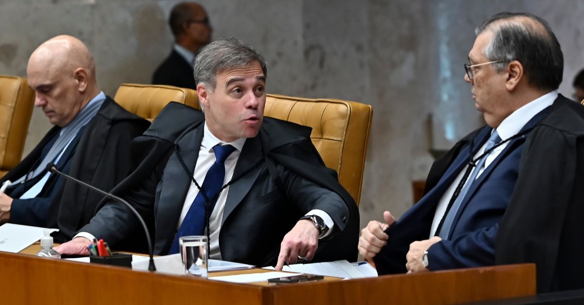 Mendonça cutucada