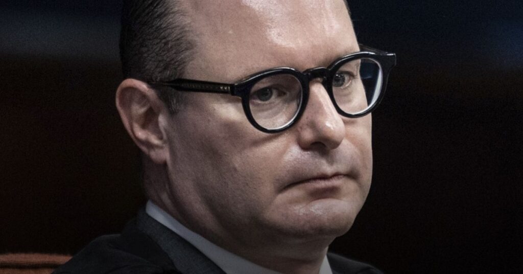 Ministro Zanin